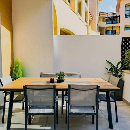 Queens Gardens Paradise Vip, Pool, Mall, Sea Paphos Ngoại thất bức ảnh